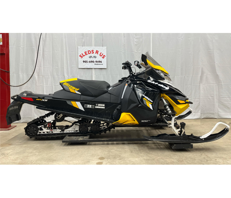 2016 Ski-Doo MXZ Blizzard